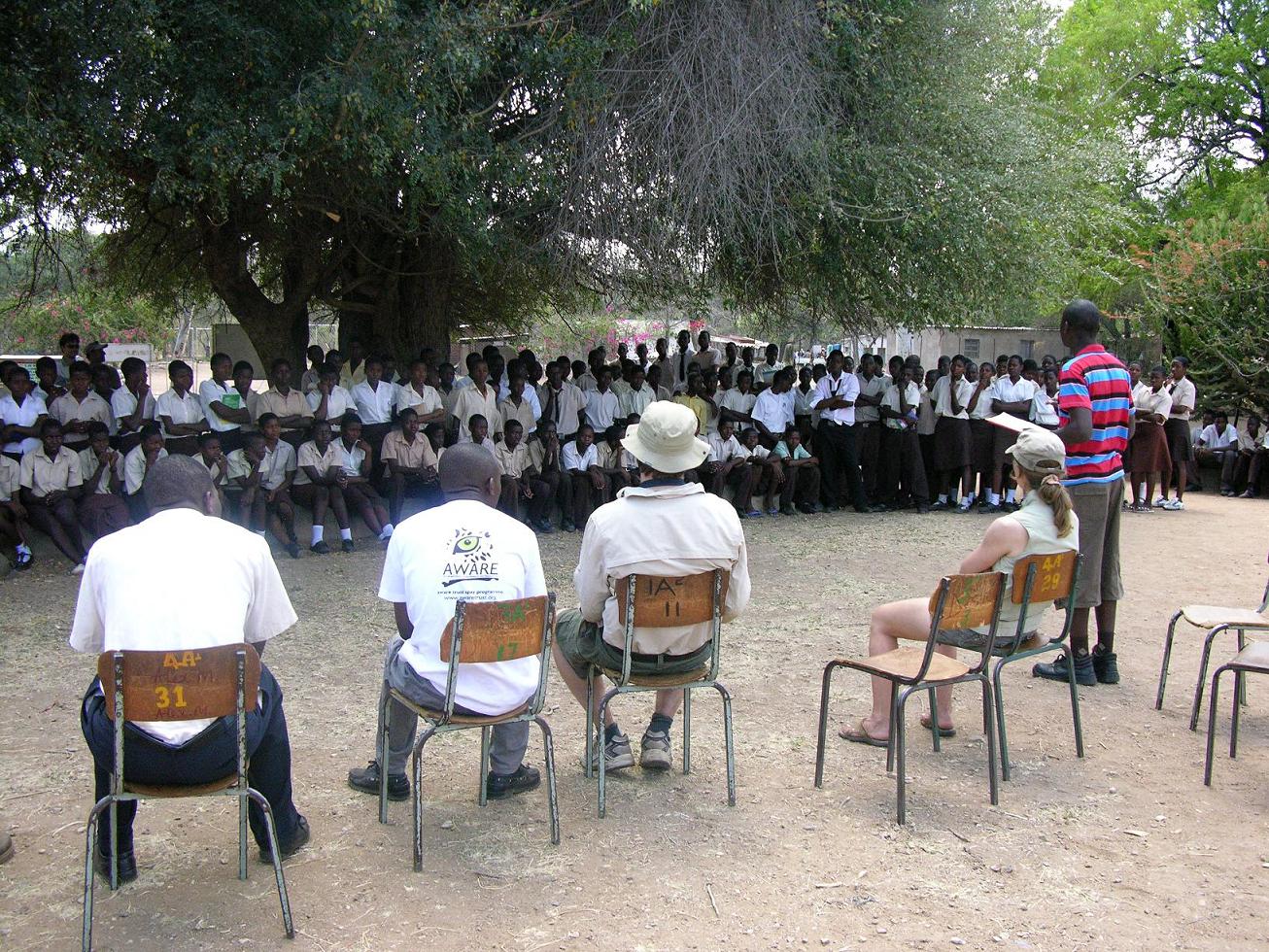Erick gives lecture at Malipati Erick gives lecture at Malipati